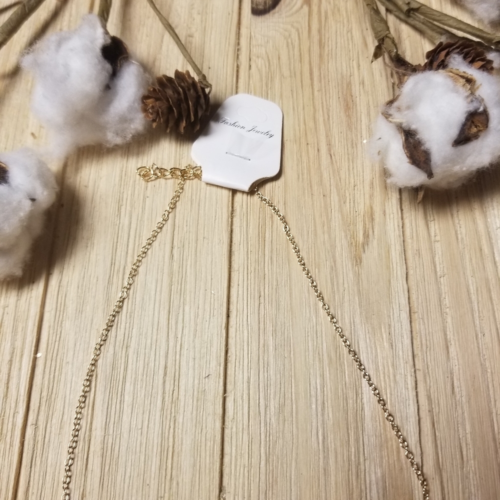 🏔🏔Very Pretty GOLD Mountains Necklace in Stainless Steel🏔🏔 - Picture 9 of 10